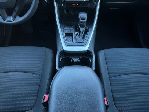 Used 2020 Toyota RAV4 LE image 22