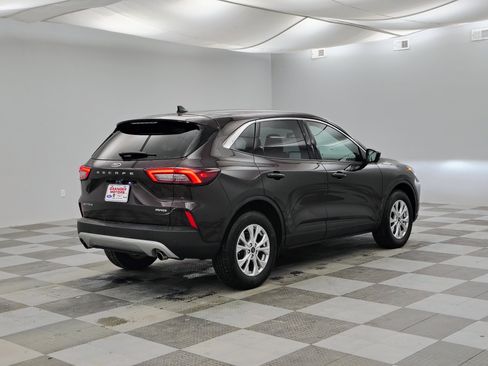 Used 2023 Ford Escape Active w/ Tech Pack #2 image 11