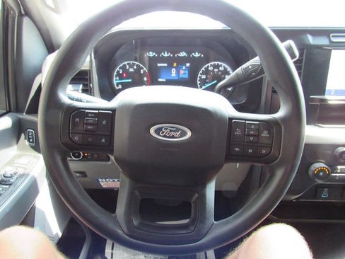 Used 2023 Ford F350 XLT w/ FX4 Off-Road Package AWD/4WD image 35
