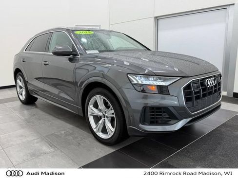 Used 2023 Audi Q8 Prestige AWD/4WD image 1