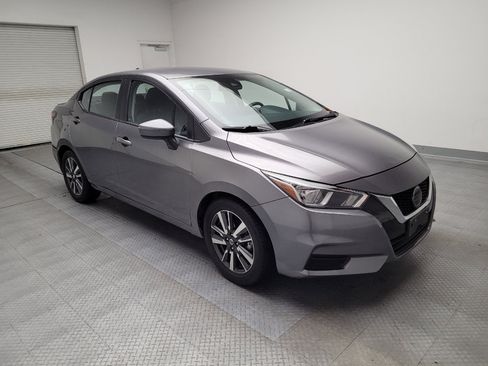 Used 2021 Nissan Versa SV FWD image 13