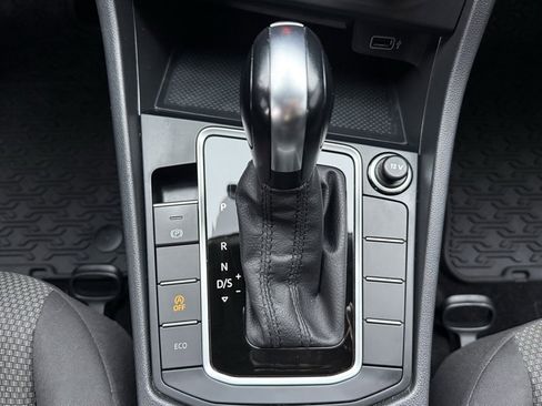 Used 2019 Volkswagen Jetta S w/ Driver Assistance Package image 19