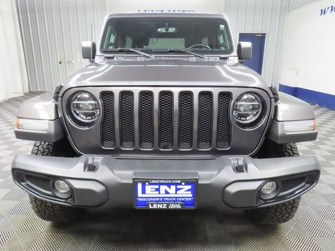 Used 2021 Jeep Wrangler Unlimited Sahara image 42