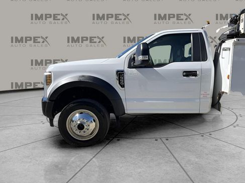 Used 2019 Ford F550 4x4 Regular Cab Super Duty image 40