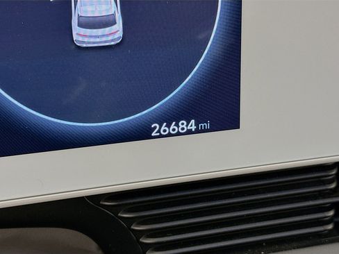 Used 2024 Hyundai Ioniq 5 SEL RWD image 19