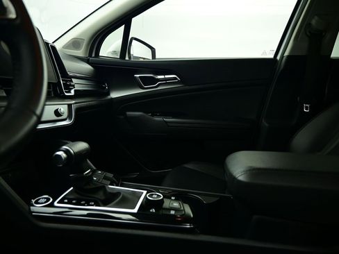 Certified 2023 Kia Sportage EX image 26