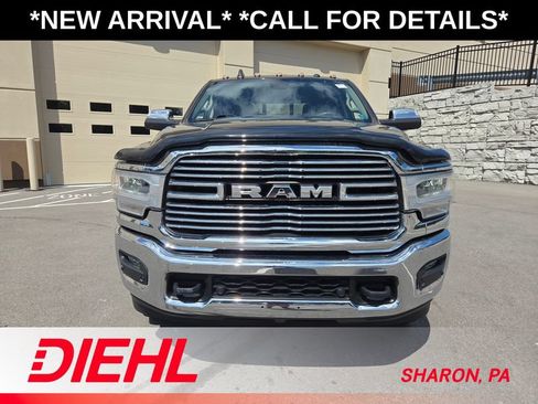 Used 2022 RAM 3500 Laramie w/ Snow Chief Group AWD/4WD image 2