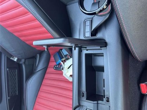 Used 2020 FIAT 124 Spider Abarth w/ Convenience Group image 11