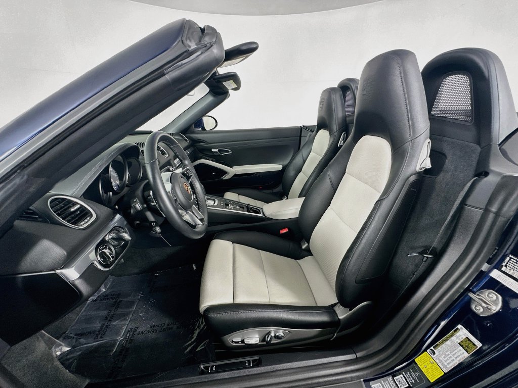Used 2019 Porsche 718 Boxster S RWD image 20