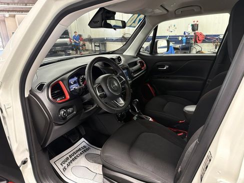 Used 2020 Jeep Renegade Trailhawk AWD/4WD image 20
