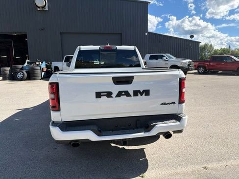 New 2026 RAM 1500 Express AWD/4WD image 14
