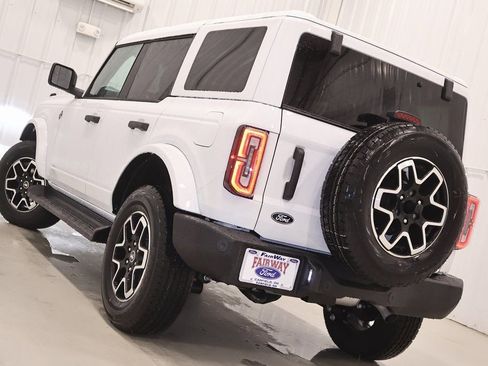 New 2026 Ford Bronco Outer Banks image 26