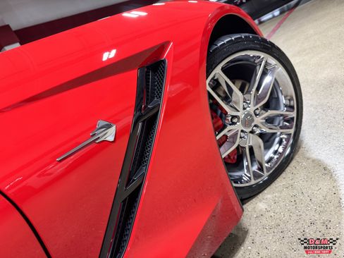 Used 2018 Chevrolet Corvette Stingray Convertible w/ 2LT Preferred Equipment Group image 53