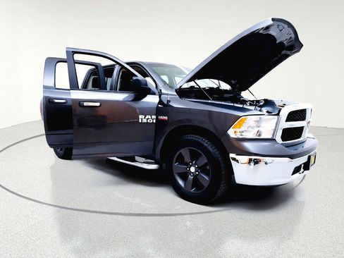 Used 2017 RAM 1500 Classic SLT image 16