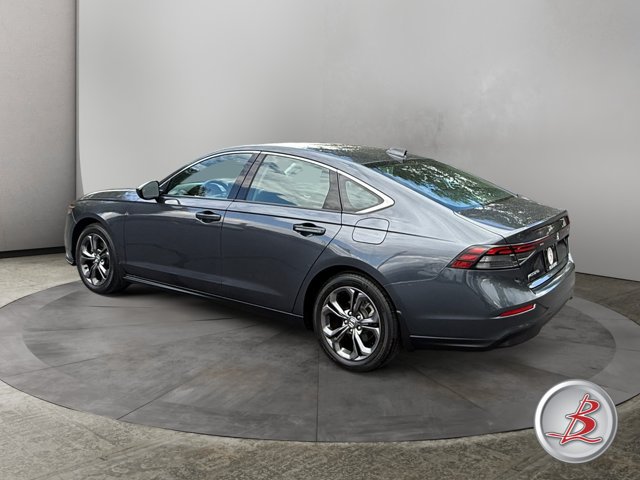 Used 2023 Honda Accord EX image 5