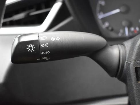 Used 2023 Toyota Corolla LE image 24