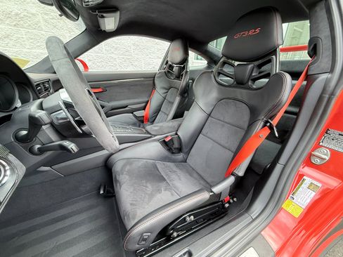 Used 2016 Porsche 911 GT3 RS image 13