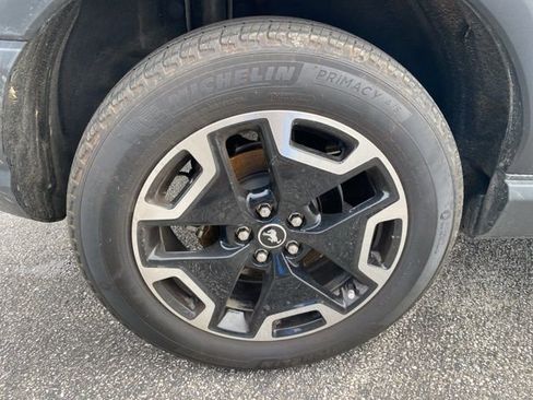 Used 2024 Ford Bronco Sport Outer Banks image 11