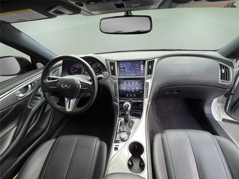 Used 2018 INFINITI Q60 3.0t Luxe w/ Sensory Package 3.0T Luxe AWD/4WD image 21