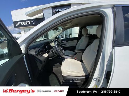 Used 2023 Buick Encore GX Preferred w/ Cold Weather Comfort Package AWD/4WD image 13