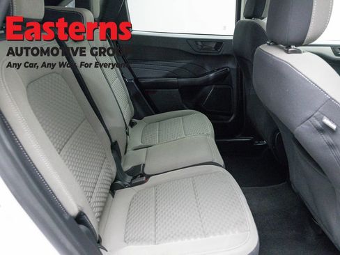 Used 2022 Ford Escape SE FWD image 23