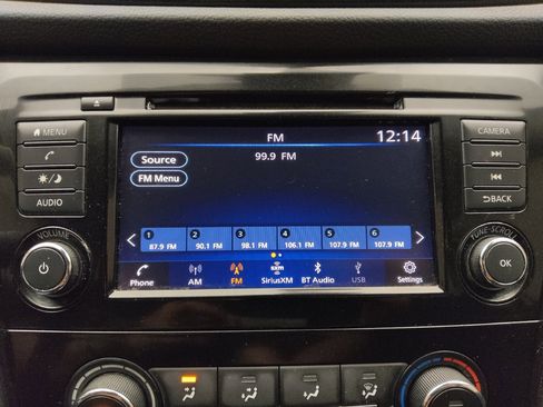 Used 2020 Nissan Rogue Sport S w/ Appearance Package FWD image 25