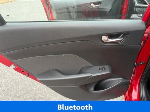 Used 2020 Hyundai Accent SE FWD image 9