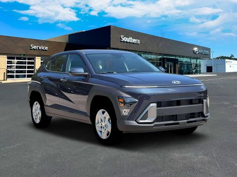 New 2026 Hyundai Kona SE image 12