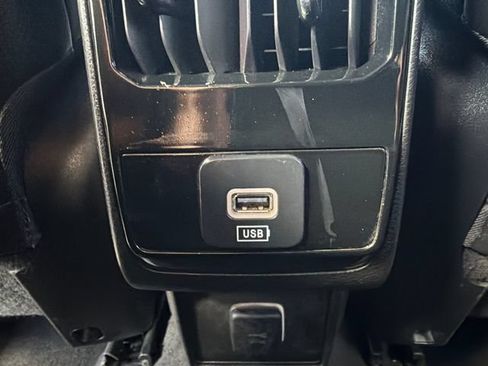 Used 2023 Jeep Compass Latitude AWD/4WD image 17