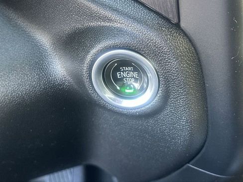 Used 2022 GMC Sierra 2500 AT4 w/ Gooseneck/5TH Wheel Package image 17