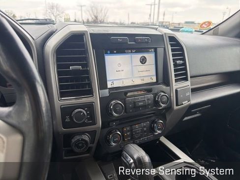 Used 2017 Ford F150 Lariat image 38