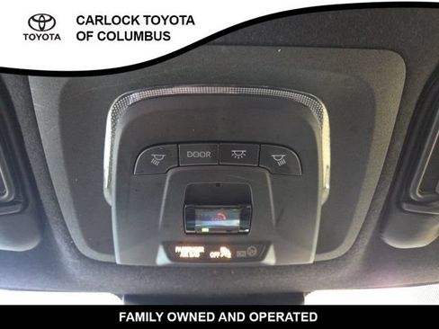 Used 2025 Toyota Corolla SE FWD image 29