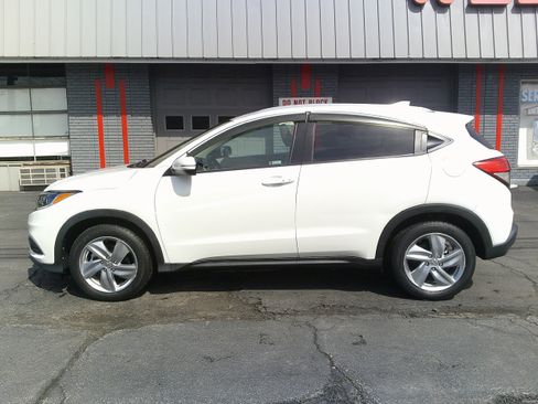 Used 2019 Honda HR-V EX-L image 2