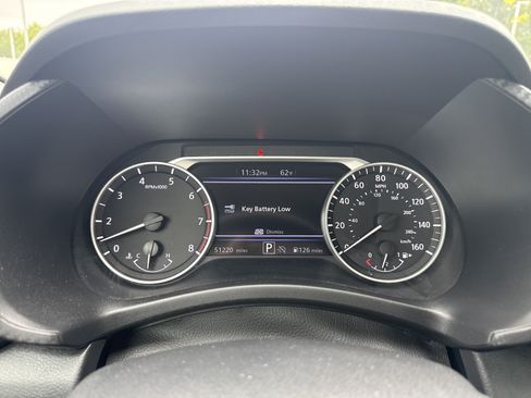 Used 2024 Nissan Sentra SV FWD image 21