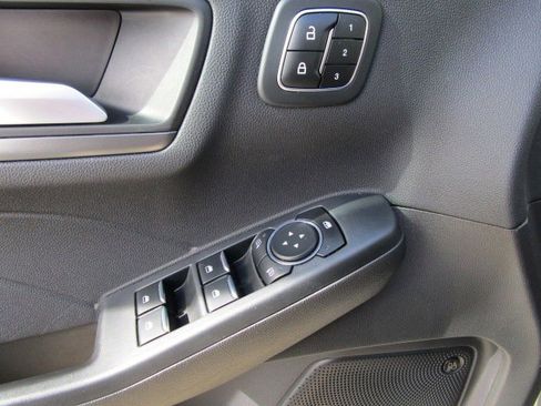 Used 2023 Ford Escape Active w/ Tech Pack #2 AWD/4WD image 13