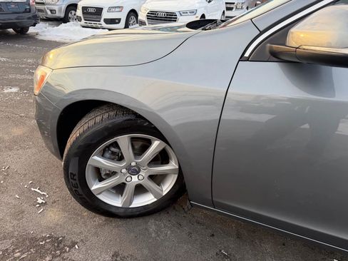 Used 2016 Volvo S60 T5 Premier image 42