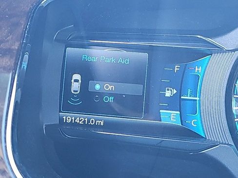 Used 2013 Ford Taurus Limited image 29