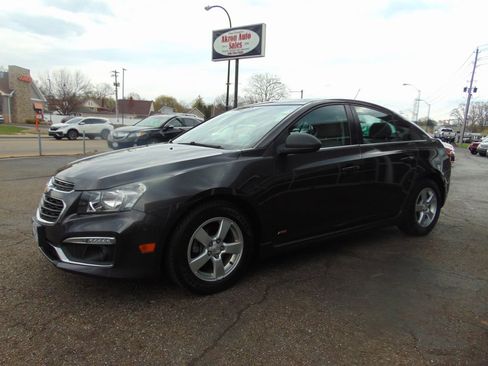Used 2016 Chevrolet Cruze LT w/ Sun And Sound Package image 7