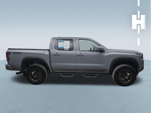 Used 2023 Nissan Frontier Pro-X w/ Pro Convenience Package RWD image 3