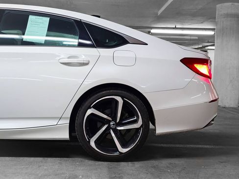 Certified 2022 Honda Accord Sport image 17