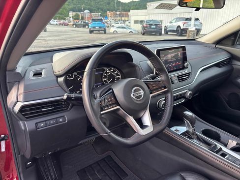 Used 2021 Nissan Altima 2.5 SR w/ SR Premium Package AWD/4WD image 11