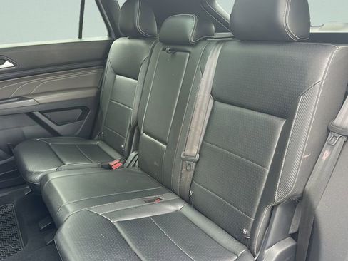 Used 2022 Volkswagen Atlas Cross Sport SEL AWD/4WD image 29