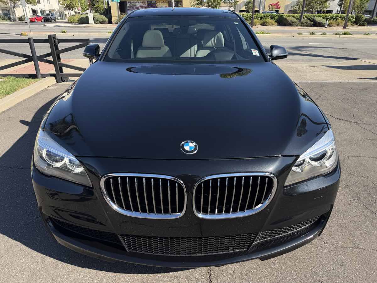 Used 2014 BMW 750Li RWD image 11
