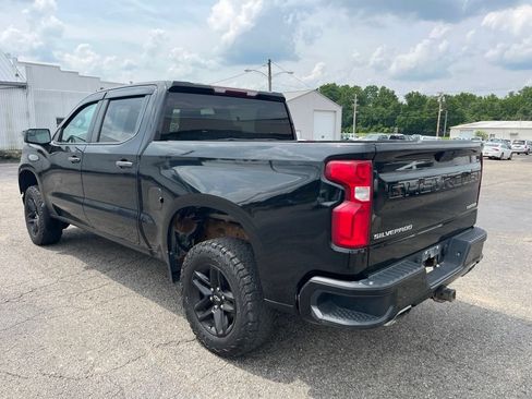 Used 2019 Chevrolet Silverado 1500 Custom Trail Boss w/ Custom Convenience Package AWD/4WD image 4