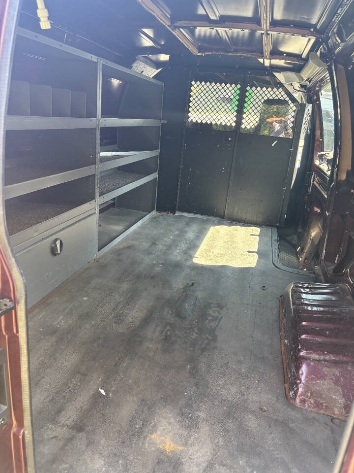 Used 2011 Ford E-350 and Econoline 350 Super Duty w/ Commercial Cargo Van Pkg RWD image 8