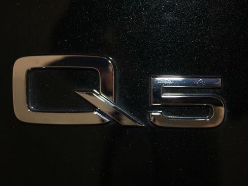 Certified 2025 Audi Q5 2.0T Premium Plus w/ Premium Plus Package image 29