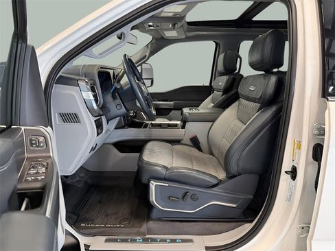 Used 2023 Ford F350 Limited w/ FX4 Off-Road Package image 25