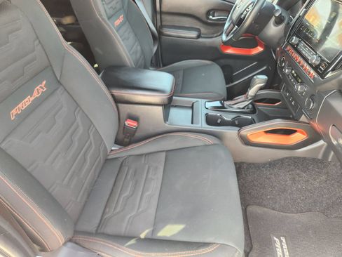 Used 2025 Nissan Frontier PRO-4X w/ Tow Package AWD/4WD image 14