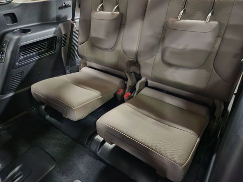 Used 2023 Lexus GX 460 Premium image 52