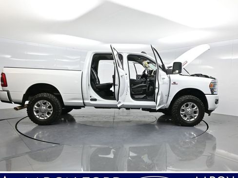 Used 2024 RAM 2500 Laramie w/ Safety Group image 4